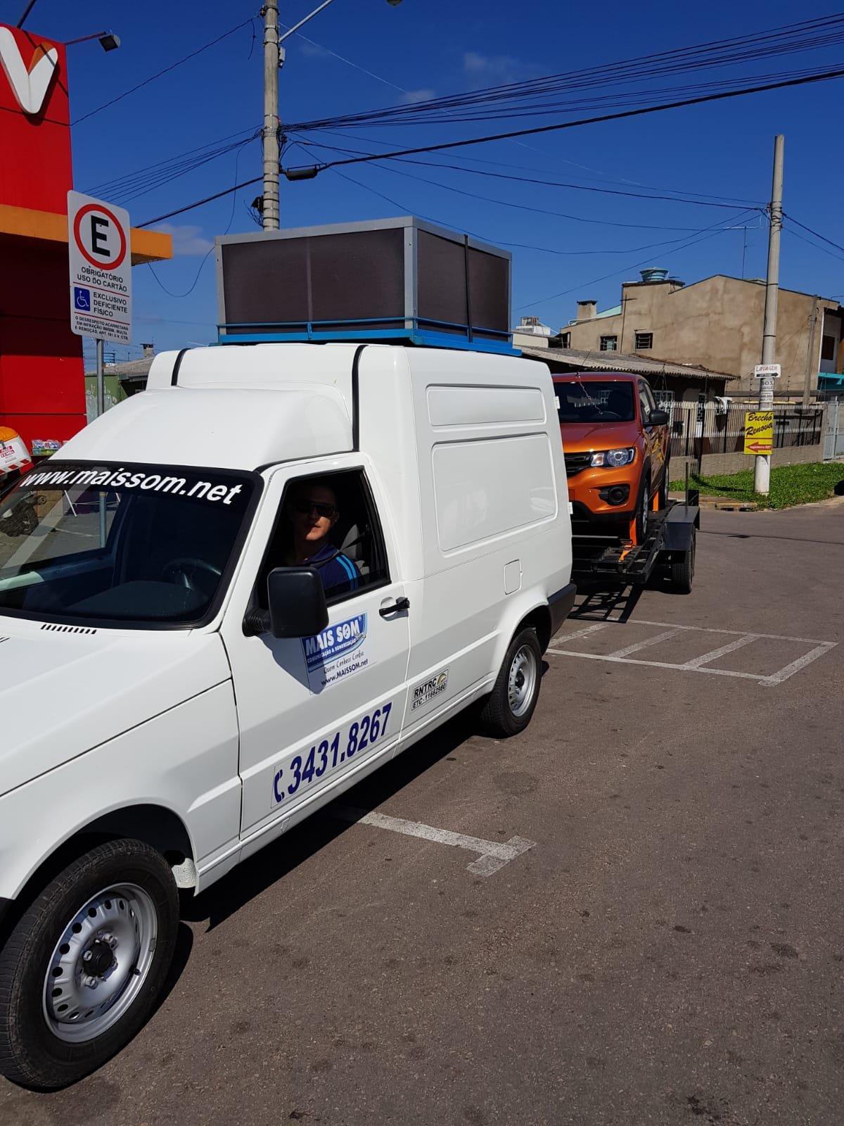 Carro de som Mais Som na rua